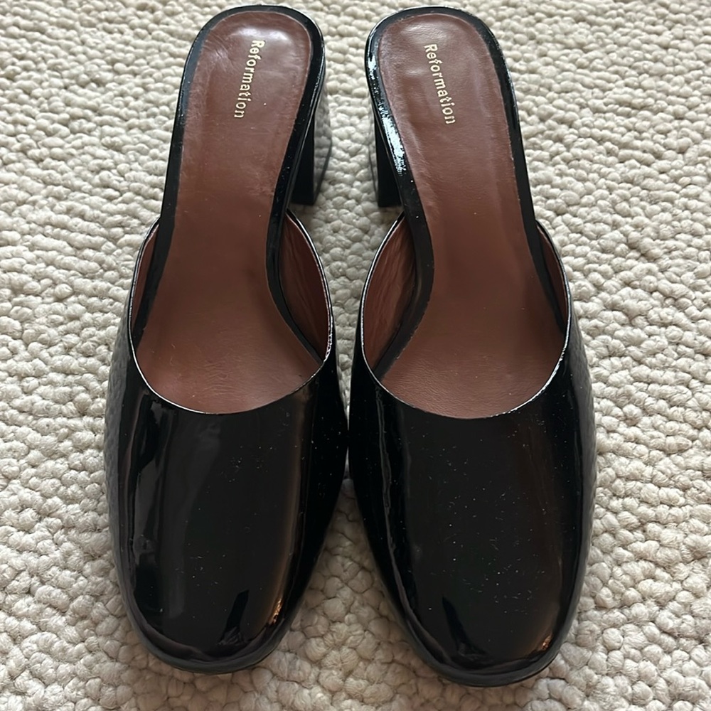 Reformation Marina Block Heel Black Patent Mule Size 8.5 new